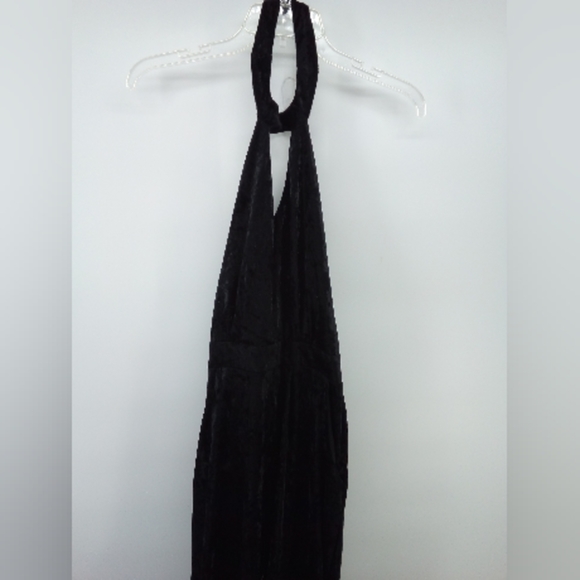 The Edit By Seventeen Juniors Chocker Neck Velvet Ankle Jumpsuit Black 9 - Picture 14 of 16